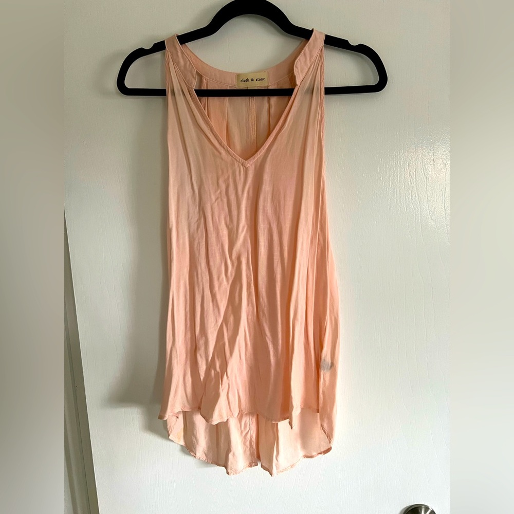 Cloth & Stone pink tank top. Size Large.